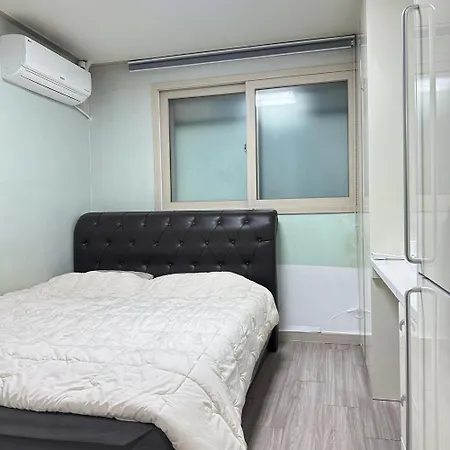 Studio Near Nakseongdae Station